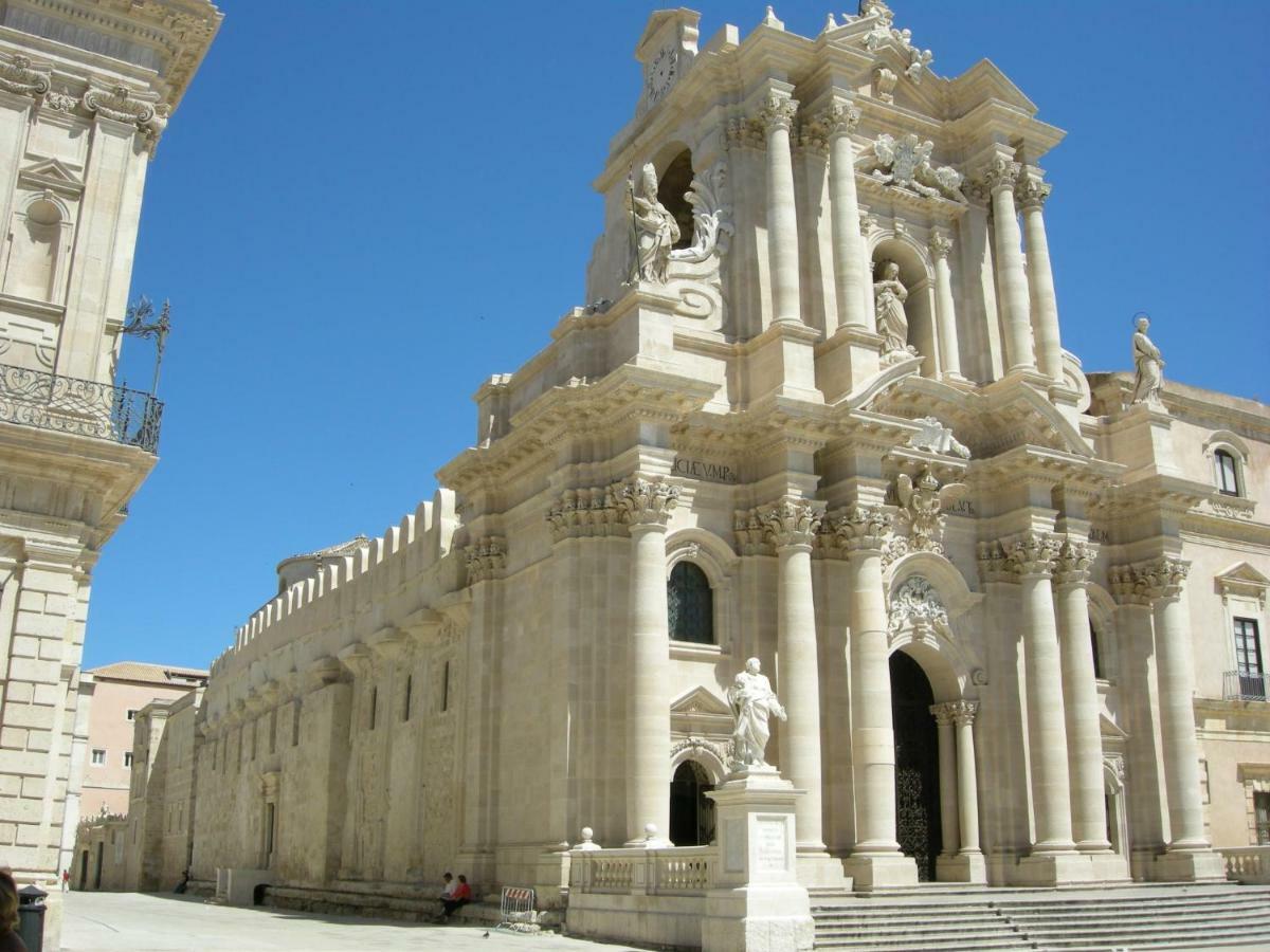 Syracuseapartments Il Piave Di Siracusa Appartamento Per 6 Persone Vicino Ad Ortigia A 200M Dal Mare Eksteriør billede