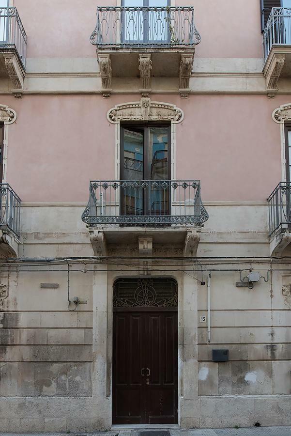 Syracuseapartments Il Piave Di Siracusa Appartamento Per 6 Persone Vicino Ad Ortigia A 200M Dal Mare Eksteriør billede